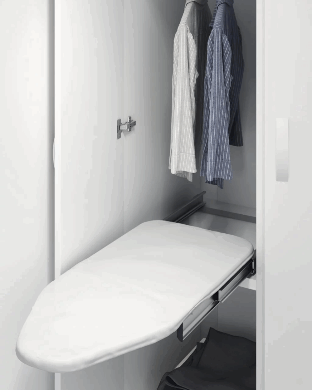 Tabla de planchar interior